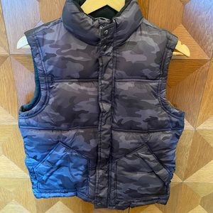 GAP kids Boys Puffer Vest